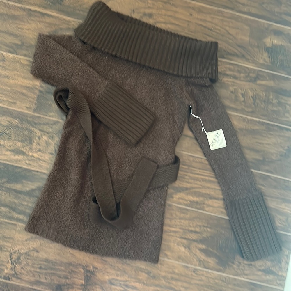 Women wool brown belted sweater size m
